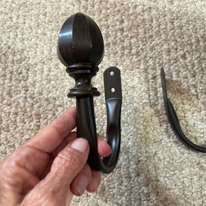 Drapery tie/hold backs